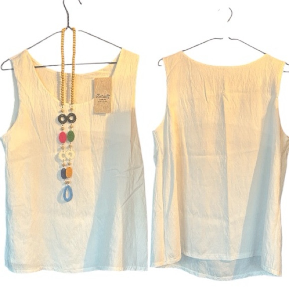 BEAUTY MODA (made in Italy) White Sleeveless Top with necklace size one size